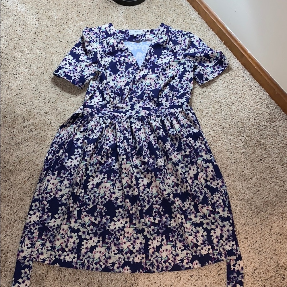 🍌5/$25 Wolf & Whistle London Floral Dress - Size 8